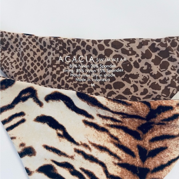 ACACIA Swimwear TIGER Print, Size Medium - Picture 7 of 8